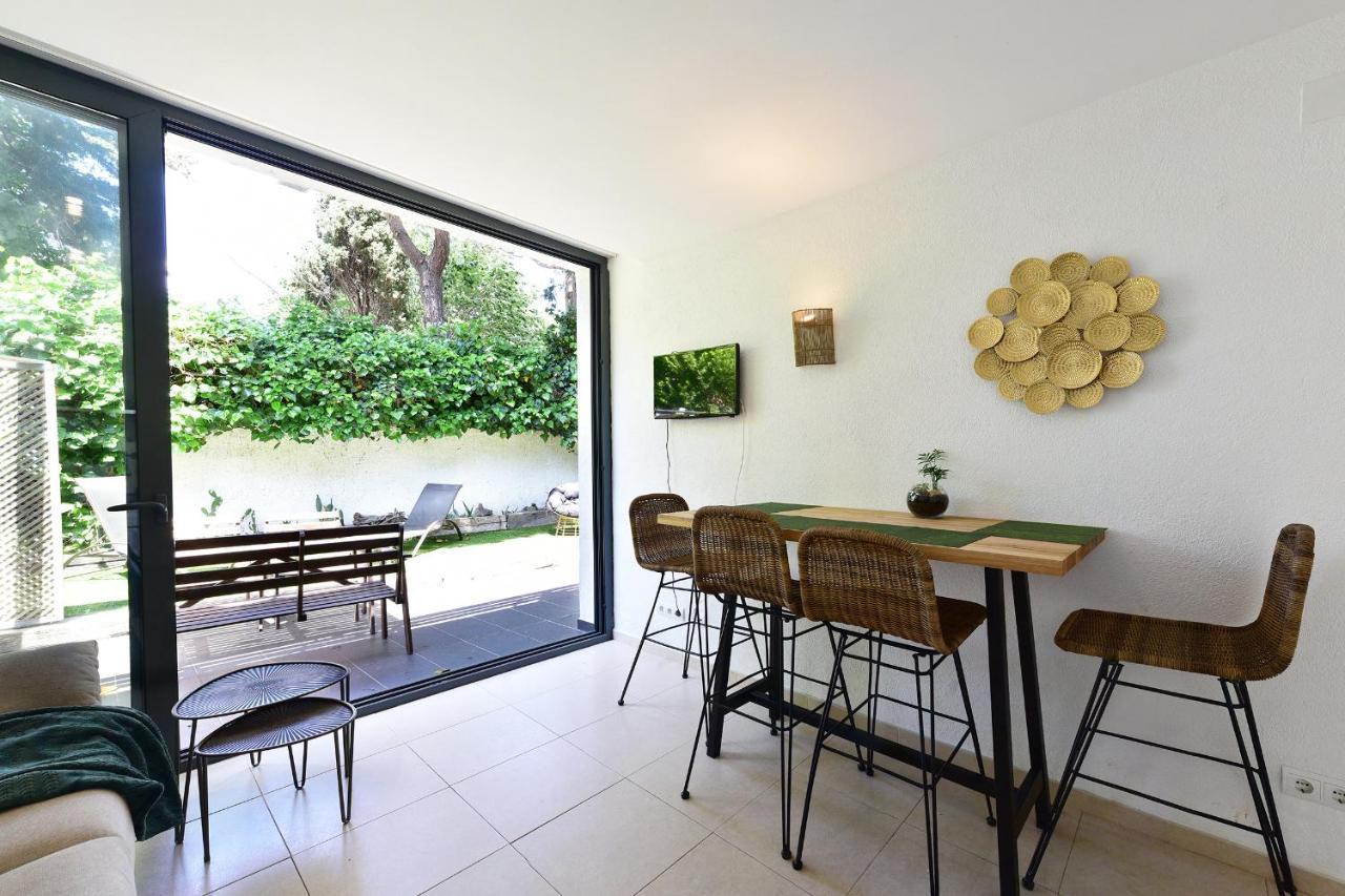 Apartamento Con Jardincito En El Centro De 카다케스 외부 사진
