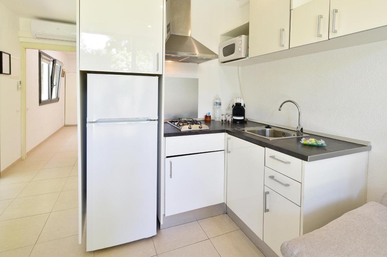 Apartamento Con Jardincito En El Centro De 카다케스 외부 사진